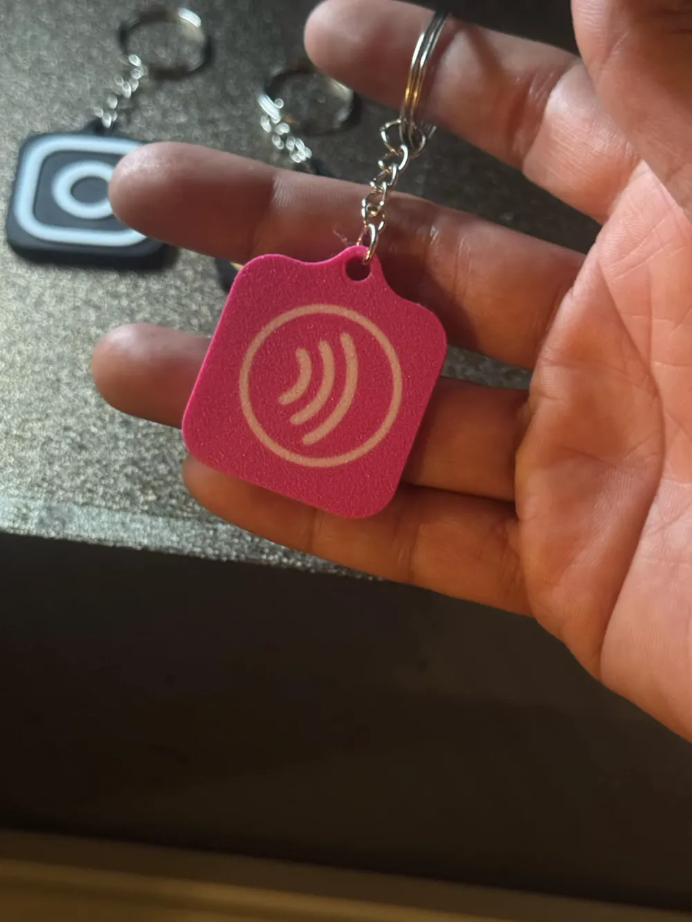 Instagram NFC Keychain – Smart Tap to Open Instagram Profile thumbnail 2