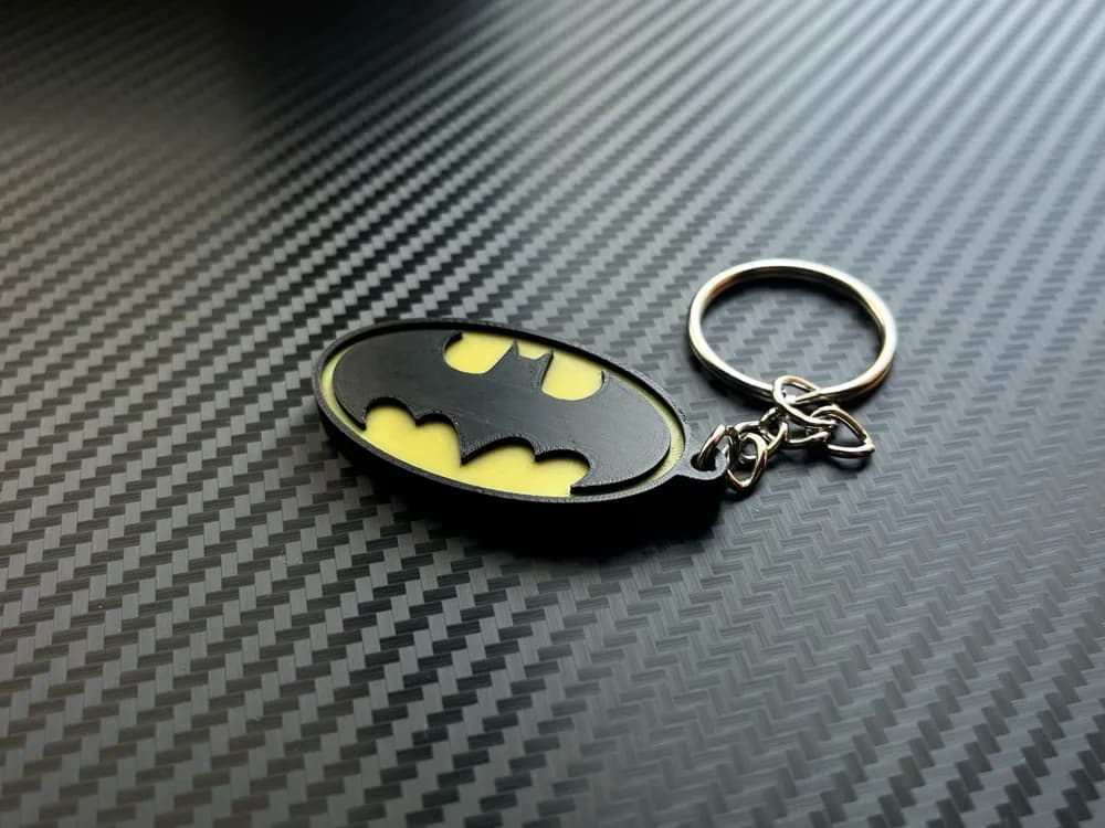 Batman Logo Keychain – Superhero Emblem Key Ring thumbnail 4