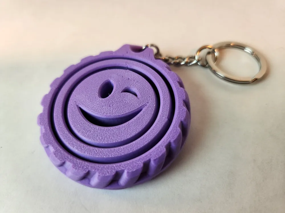 Rotating Wheel Keychain – 3D Printed Spinner Keyring thumbnail 4